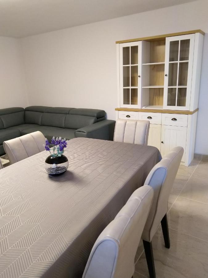 Apartman Catarina Върсар Екстериор снимка
